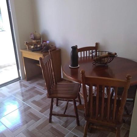 Casa Familiar Villa อังกราโดสเฮย์ส ภายนอก รูปภาพ